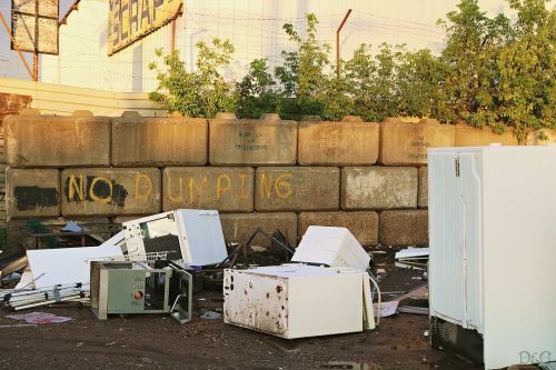 &ldquo;No Dumping Irony&rdquo; Taken with Canon T6I Location: Edmonton, Alberta, Canada Take