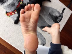 Send me your feet, soles