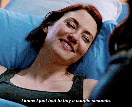 SUPERGIRL (2015-2021)