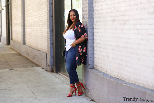 Bold FloralsOutfit details on TrendyCurvy.comPhotographer: Steve Suavemente