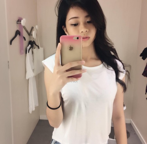 chaelimmylim: sgmirrorselfie: any ig of her? :) So cute i can jus fap to her face