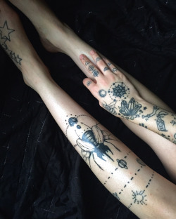 stickandpoke:  They’re all stick and pokes