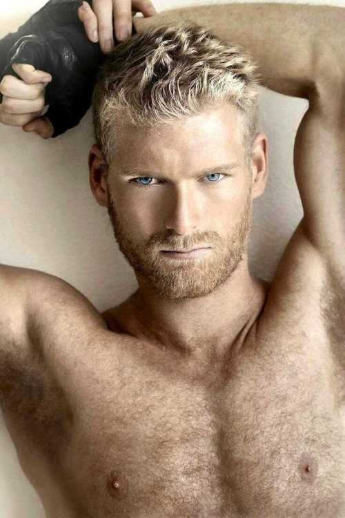 beautifulsexymens:  beautiful sexy men… over 20,000 followers thank you… 80,000 sexy images… more to post, share, follow: http://beautifulsexymens.tumblr.com/archive