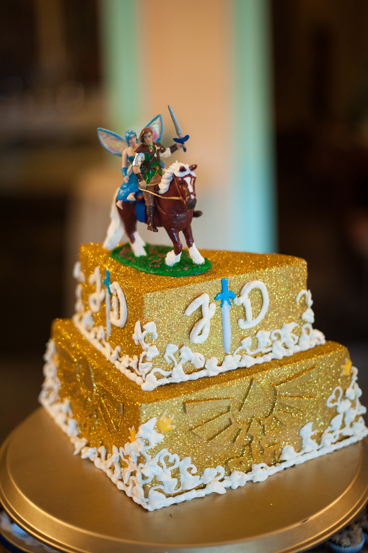 jinadmodel:   My Classy Legend of Zelda Wedding…  ~The Cake~Our wedding cake!The