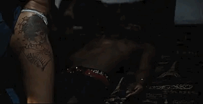 theyoungblackking:  Sit it right on me 