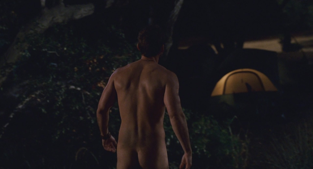 Sean William Scott got nakedFull post at http://hunkhighway.com/category/nude-male-stars