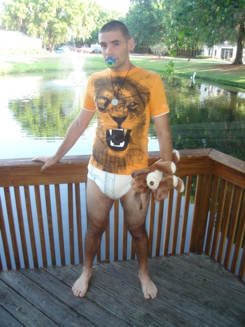 littlebabydee:  Yesterday was payday, so Daddy an’ I went clothes shopping~ Do you like my new shirts? =3 