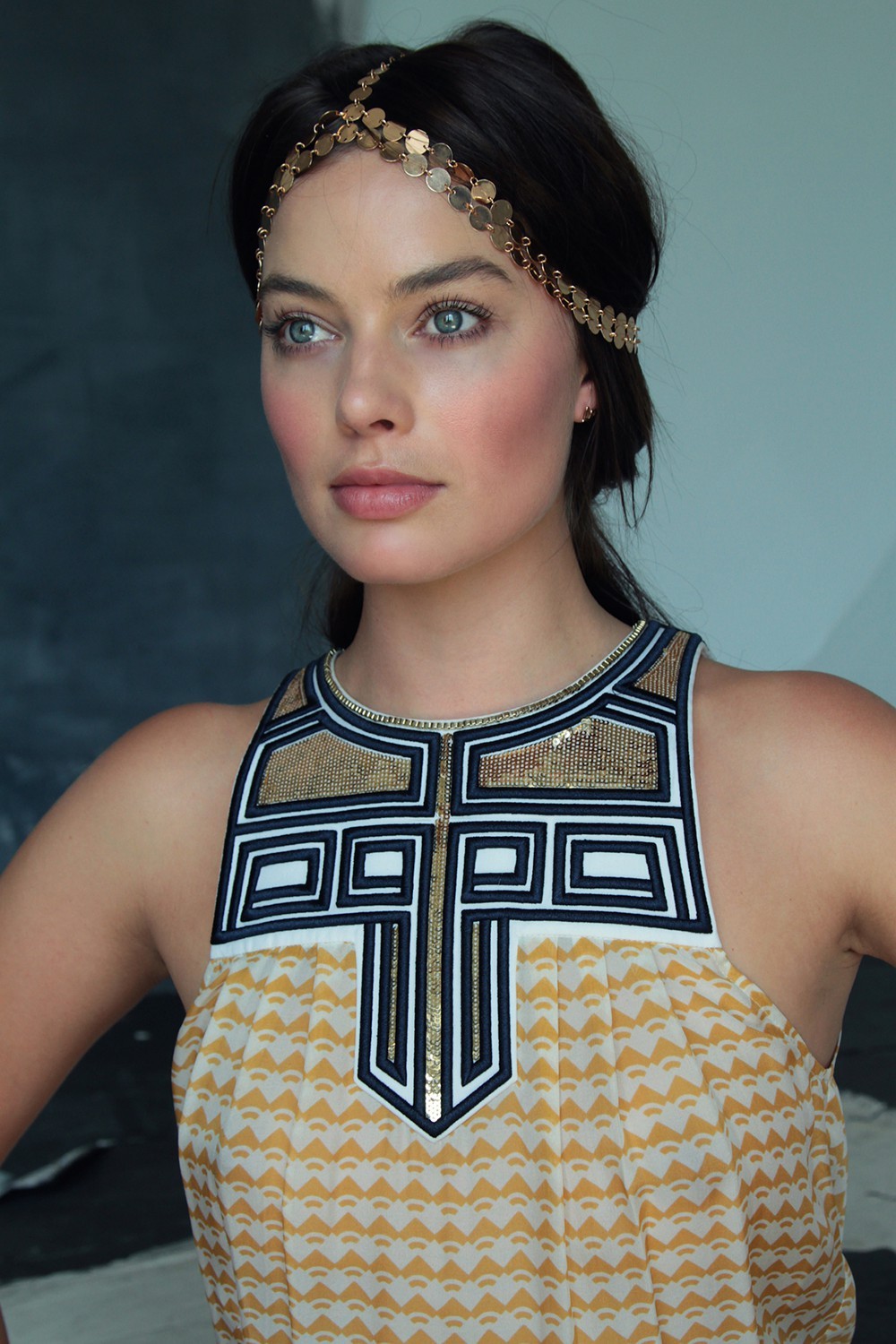 gentlemanboners:  Margot Robbie. https://www.snapchat.com/add/gentlemanboners