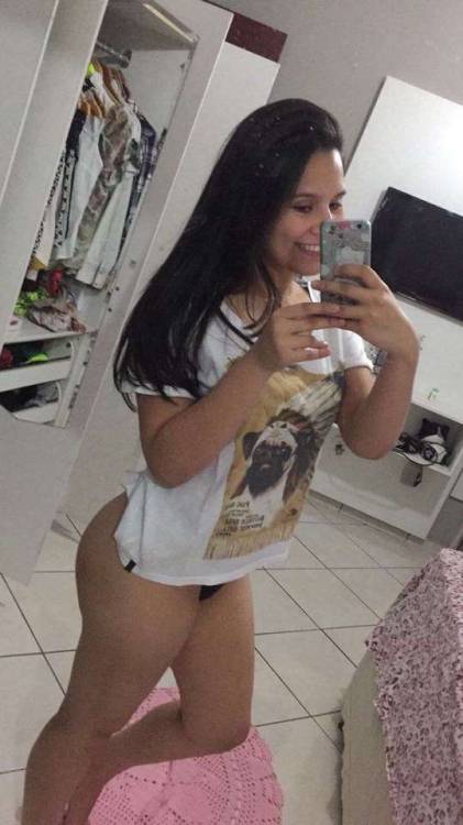 Porn photo sabor-do-pecado:   Mayara branquinha gata