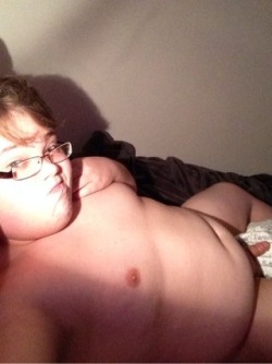 chubbynice2:  chubbybronc:  Just me in bed…with not the best of lighting!  :3 