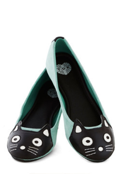 Up Your Alley Cat Flat in Mint