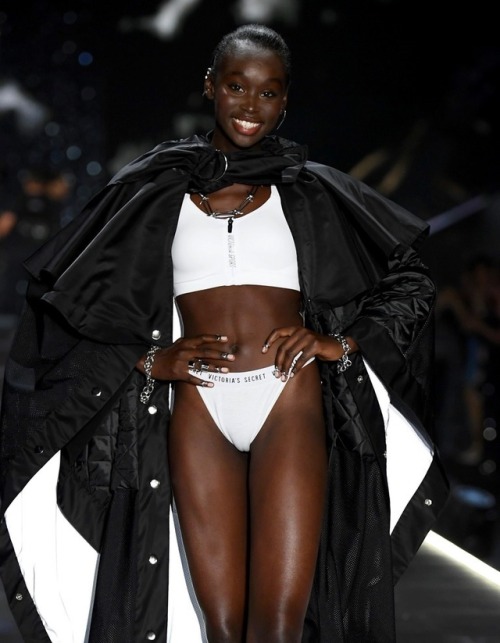 pocmodels:Subah Koj at 2018 VSFS