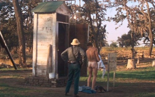 queen-screen:Paul Newman & Ralph Waite in COOL HAND LUKE (1967). And one to grow on.♛ QUEEN⚣SC