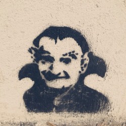 monpetitfantome:  Love seeing this Grandpa Munster graffiti everyday on the way to work.  R