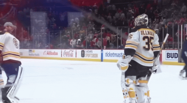 This Boston Bruins HUG THOUGH 😂 ❤️ 🐻 