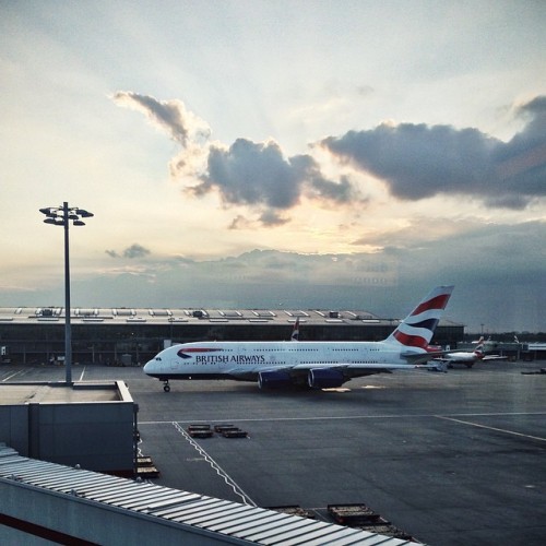 tomstandage: Ooh, a BA A380. Haven’t seen that before! #planegeek