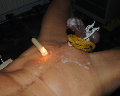 A selection of pictures of me being waxed. 