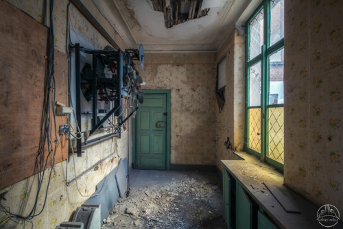 urbanrelicsphotography: BERNINA’S BROTHERAfter a major fire, which destroyed nearly 600 wooden house