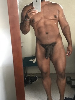 gobigmuscle8:  Woke up horny#blackmuscle