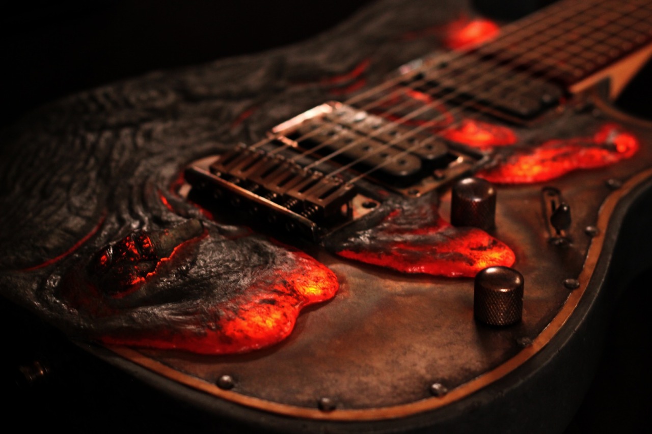 insomniamerica:  glorifiedguitars:  “Molten Diabolic” made by the talents at