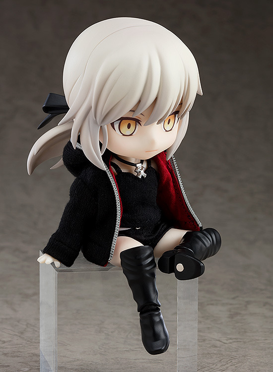 good-smile-company:    ねんどろいどどーる セイバー/アルトリア・ペンドラゴン〔オルタ〕新宿Ver.http://www.goodsmile.info/ja/product/7806/