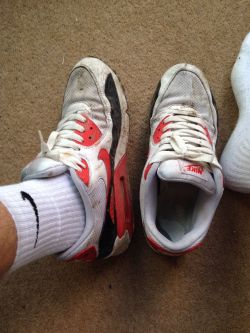 rugbysocklad:  LOVE these AirMax!