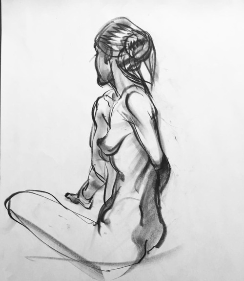 A sitting pose that turned out better than I thought. Norm @grizandnorm #figuredrawing #lifedrawing