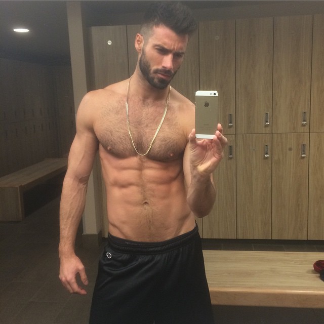 loveshnicky:    Justin Clynes   