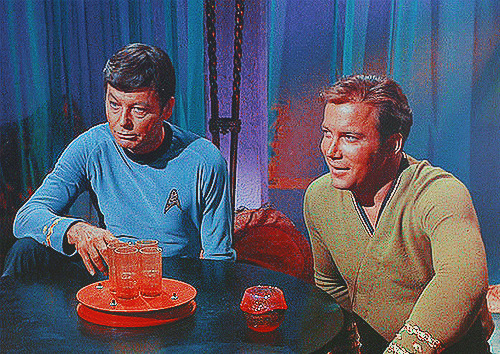 catpainkirk:  star trek tos colours - blue 