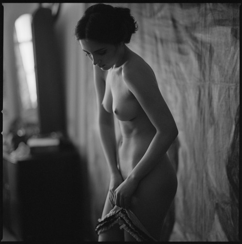 erotic - or art? or both?Katherine by @Radoslaw Pujan.best of erotic photography:www.radical-lingerie.com