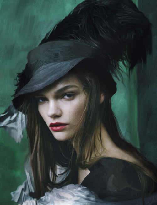 ibbyfashion:Caitie Greene by Steven Meisel & Benn Northover, Vogue Italia
