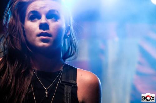 XXX pvris sirvq photo