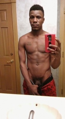 dachocolatefactory:  badboiijonnreloaded:  BadboiijonnReloaded.tumblr.com 😘      (via TumbleOn)