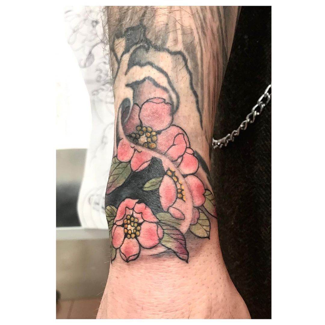 Cover up..
#sakura #sakuratattoo #coveruptattoo #coverup #tattoo #berlin #berlintattoo (hier: „Brust oder Keule" Tattoo & Piercing- Berlin)
https://www.instagram.com/p/Cp4k6GrsiiB/?igshid=NGJjMDIxMWI=