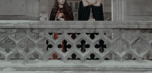 princess-of-france:lydiasvoices:Reign: Season 1 and 2 (2013-2015).We are royals. We have the power t