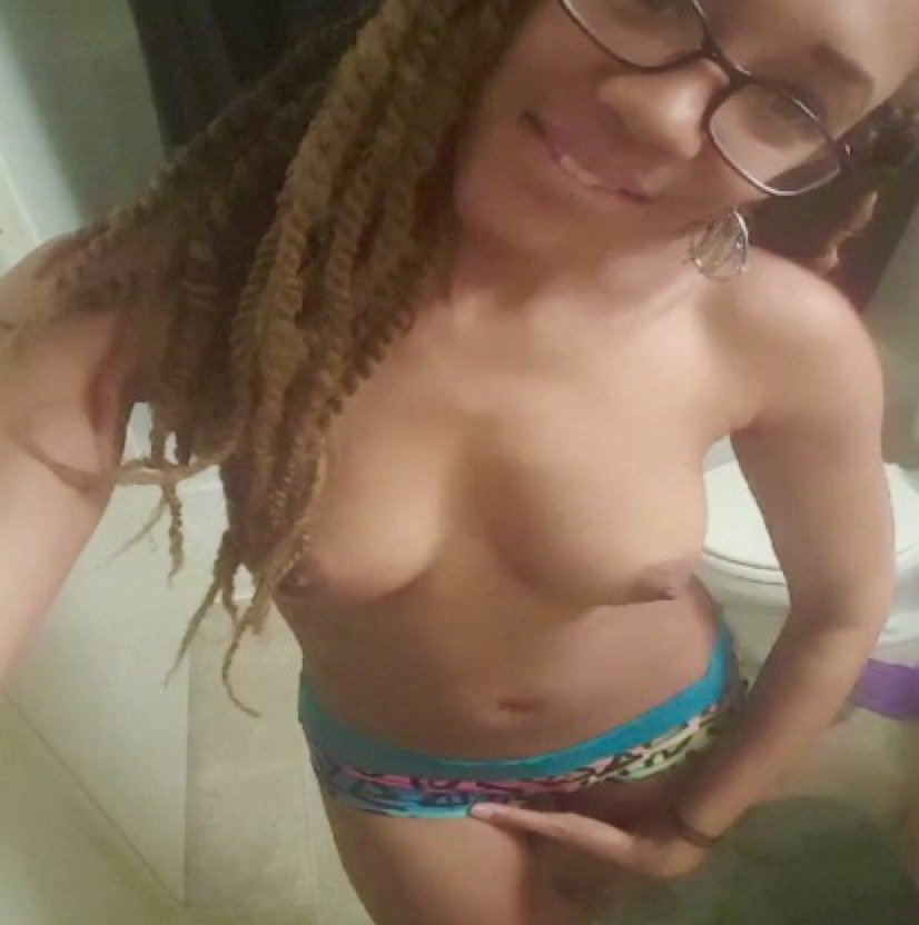 1dropbox:  Lil yellow bone cutie pt3. 