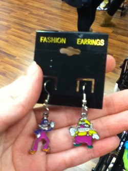 callmeoutis:  i found these at the mall.