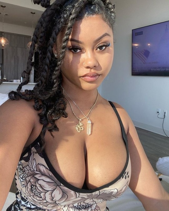 onlyyyyyybaddies: