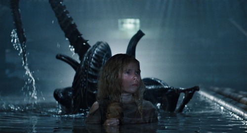 Aliens  [ 1986 ] Dir:  James CameronDoP:  Adrian Biddle