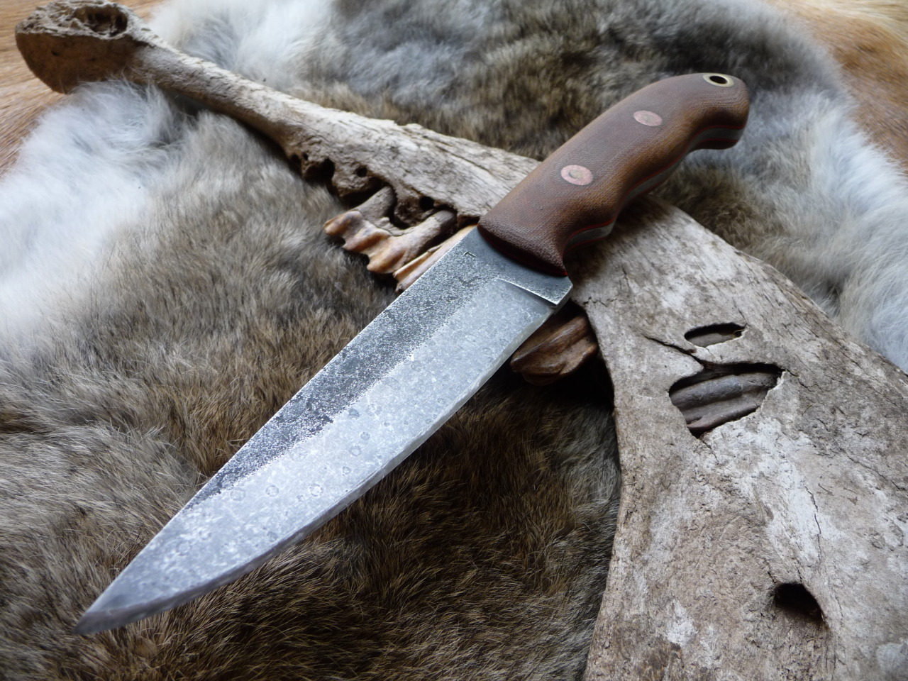 ru-titley-knives:  Personal Companion Knife . This PCK I recently finished is in