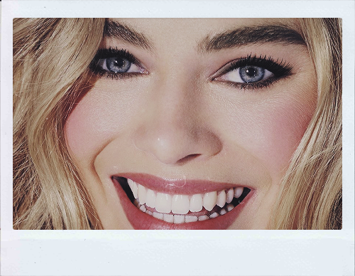 Margot Robbie