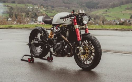 caferacerdesign: Cafe Racer Design SourceHodna CX500 @caferacerdesign