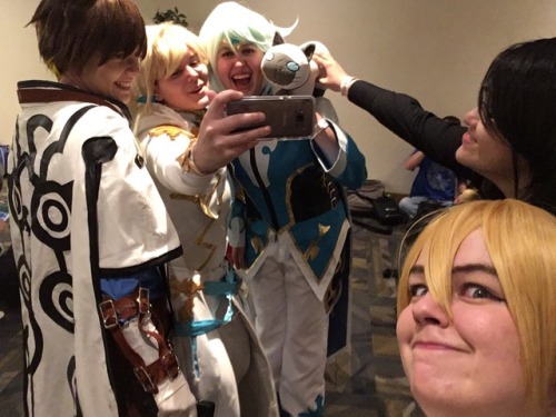 Eizen Takes Selfies: A SeriesThanks to everyone at the Otafest Tales meetup this year! I had an abso