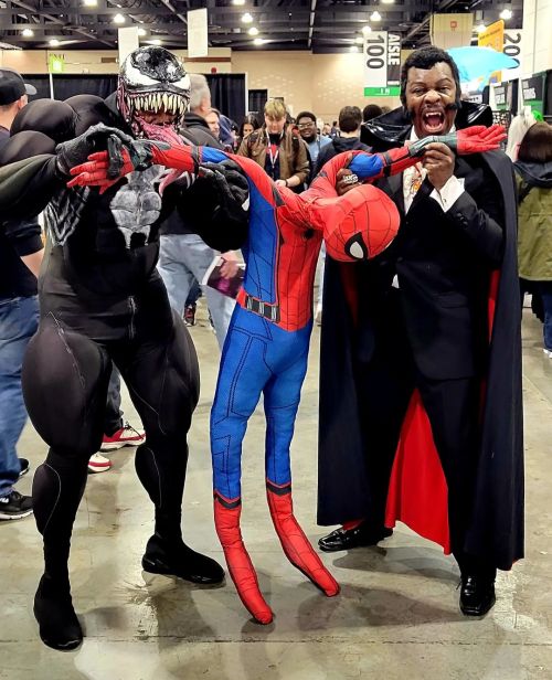 Between #Venom & #Blacula #Spiderman doesn’t stand a chance at Philadelphia Fan Expo 2022 