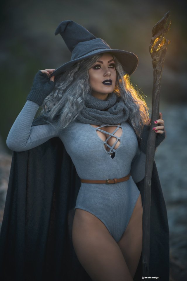 Gandalf rule 63 cosplay by Jessica Nigri