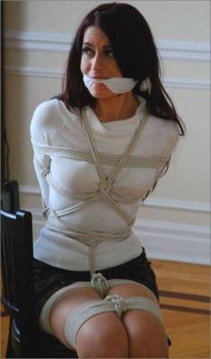 monatvbondage:  Tuesday: cleave gags.