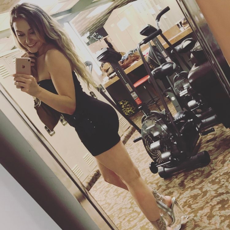 stripper-locker-room:  https://www.instagram.com/itsyagirl_cajun/