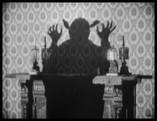 fyeah-haroldlloyd:A spooky ghost from Haunted Spooks (1920)