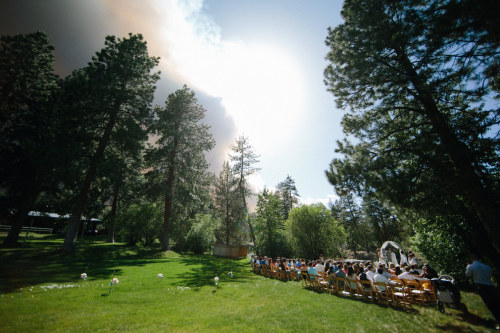karlellis: mindonspeakers: An Oregon Couple Rushed Through Their Wedding Because Of A Wildfire an