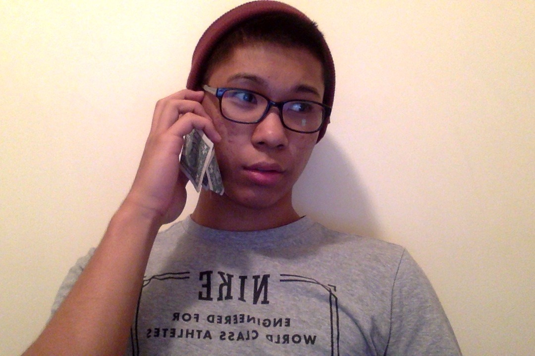 retiredjesus:  im-me21:  retiredjesus:  when u on the phone with bae and she starts